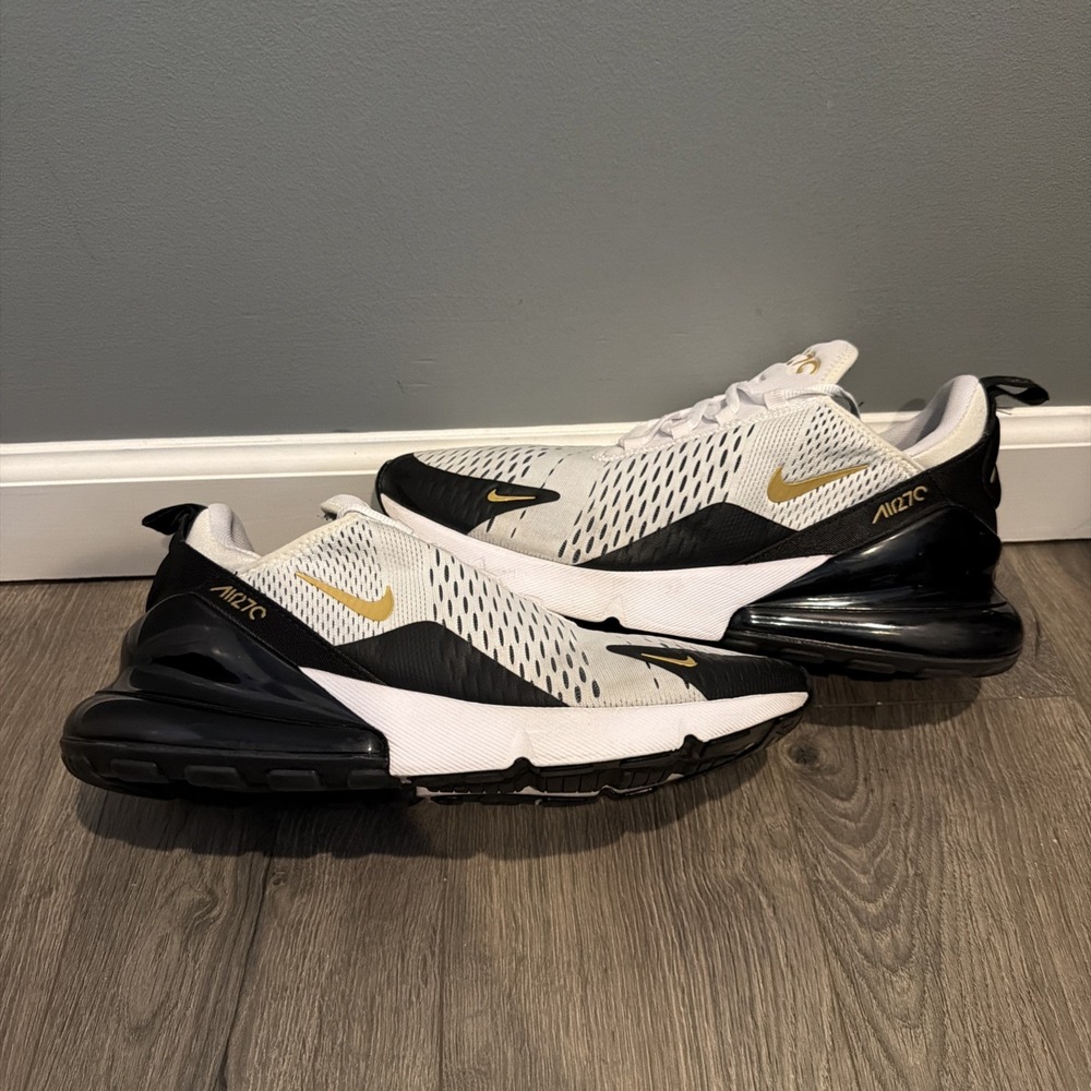NIKE MEN'S AIR MAX 270 *SIZE 11 | WHITE with Black and Gold AV7892-100